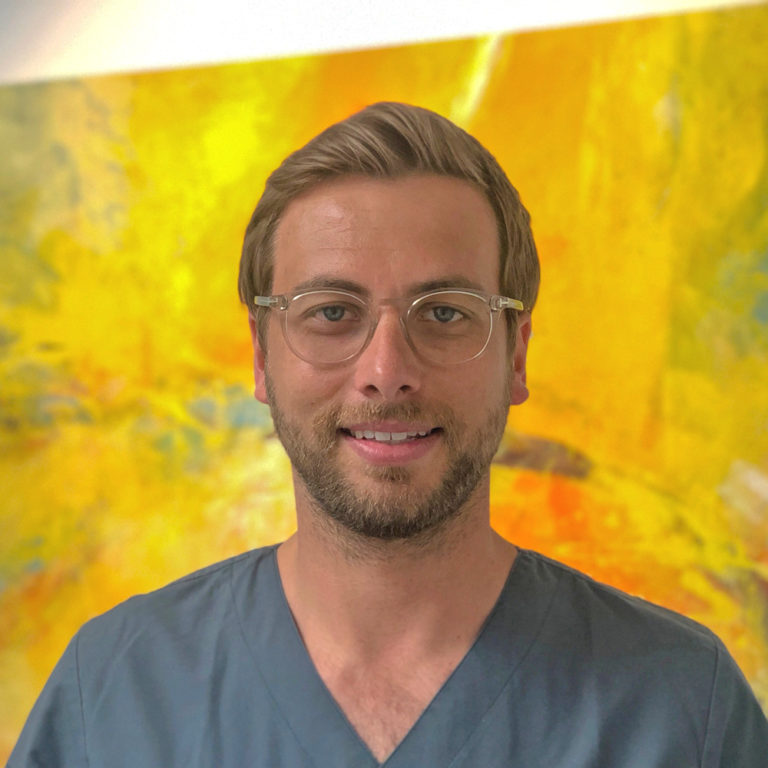 Dr. J. Knickenberg